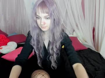 midnightmonika chaturbate