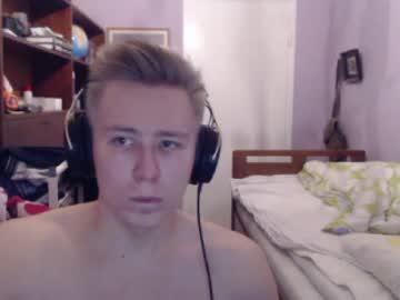 mommystoyboy1992 chaturbate