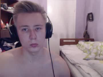 mommystoyboy1992 chaturbate