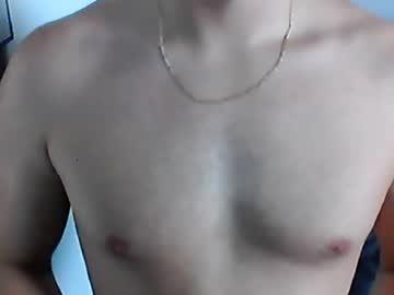 muscleartist chaturbate