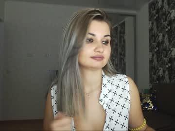 naughtygirls_4 chaturbate