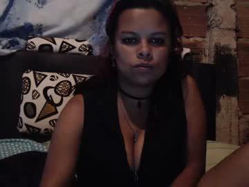 nikkygzm_85 chaturbate