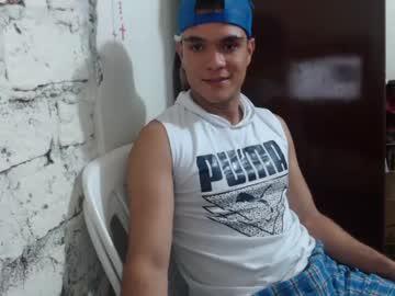 pasivo_nalgon4 chaturbate