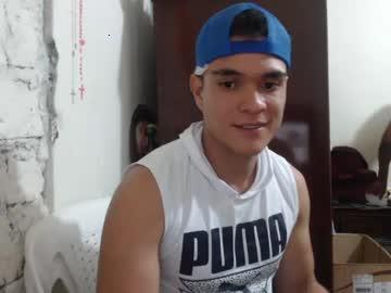 pasivo_nalgon4 chaturbate