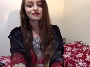 queenmachine chaturbate