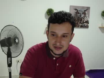 rober0920 chaturbate