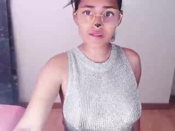 roseblack_19 chaturbate