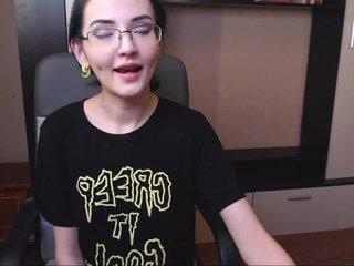 Roxy-Heart bongacams