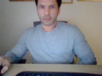 ryan051010 chaturbate