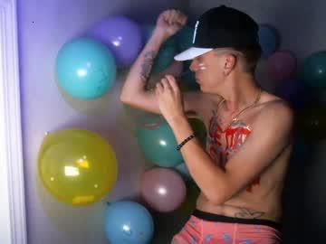 surfsup94 chaturbate