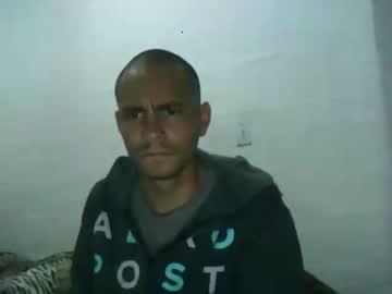 tito_sur_13 chaturbate