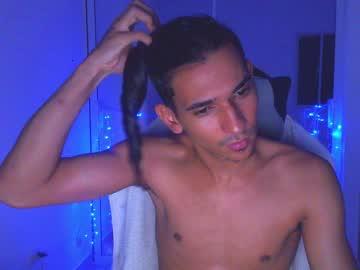 y0ungman_who_loveswork chaturbate