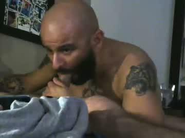 yoitsmeberto chaturbate