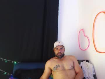 younbear30 chaturbate